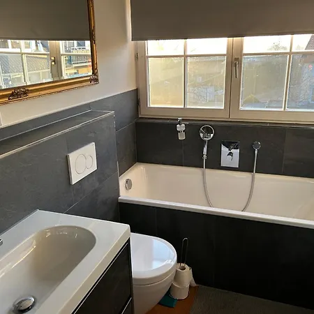 Wohnen & Bergblick * Линдау